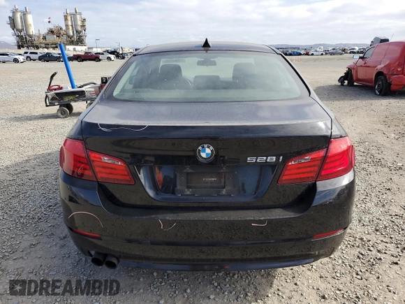 2013 BMW 5 Series 528i with VIN WBAXG5C51DD231693, listed as a Copart auction lot 53683555 with 86,460 mi miles and Salvage Title. Bid and sale history available at carsss.com. Image 6.
