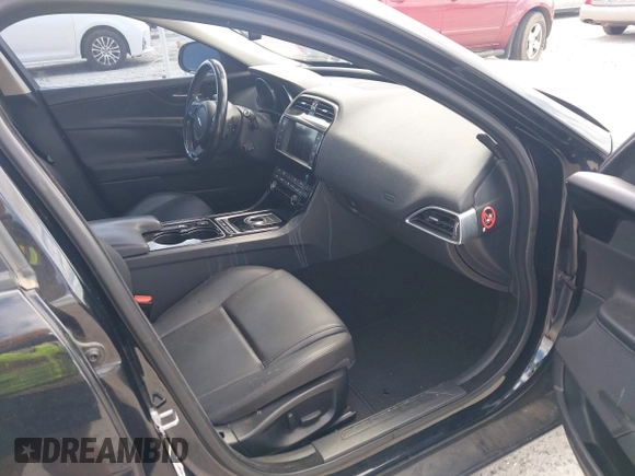2017 Jaguar XE 25t with VIN SAJAR4BG9HA973543, listed as a IAAI auction lot 41958126 with 171,206 mi miles and . Bid and sale history available at DreamBid. Image 5.