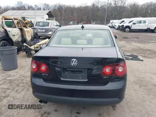 2010 Volkswagen Jetta Wolfsburg Edition with VIN 3VWRJ7AJ4AM075459, listed as a IAAI auction lot 41047857 with 131,871 mi miles and . Bid and sale history available at DreamBid. Image 16.