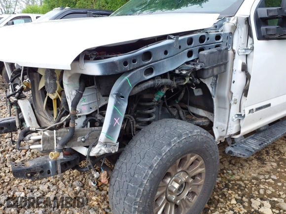 2021 Ford F-250 XL with VIN 1FT7W2BT4MED42592, listed as a IAAI auction lot 42219340 with 133,093 mi miles and . Bid and sale history available at DreamBid. Image 19.