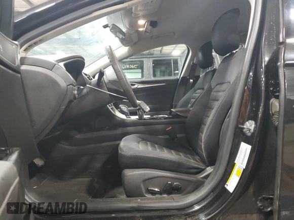 2013 Ford Fusion SE z VIN 3FA6P0H78DR114783, wystawiony jako Copart lot #60672085 z przebiegiem 121 369 mil mil oraz Szkoda całkowita • Salvage title. Historia ofert i sprzedaży dostępna na DreamBid. Obrazek 7.