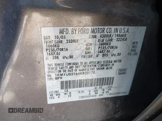2004 Ford Escape XLT with VIN 1FMYU03164KB22170, listed as a IAAI auction lot 41991801 with 170,492 mi miles. Bid and sale history available at carsss.com. Image 9.