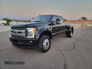 2019 Ford Super Duty F-450 DRW XL with VIN 1FT8W4DT3KEF69296, listed as a Copart auction lot 83964754 with 112,304 mi miles and Clean Title. Bid and sale history available at carsss.com. Image 2.