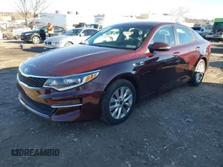 2018 Kia Optima LX with VIN 5XXGT4L31JG267327, listed as a IAAI auction lot 41800796 with 1 mi miles. Bid and sale history available at carsss.com. Image 2.