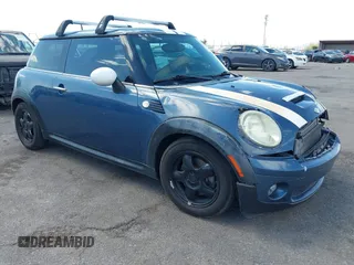2010 MINI Hardtop with VIN WMWMF3C52ATZ25692, listed as a IAAI auction lot 42228774 with 137,827 mi miles and . Bid and sale history available at DreamBid. Image 1.
