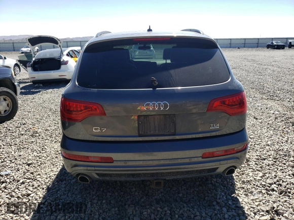 2013 Audi Q7 Prestige with VIN WA1WMAFE4DD013138, listed as a Copart auction lot 64697755 with 238,677 mi miles and Clean title. Bid and sale history available at DreamBid. Image 6.