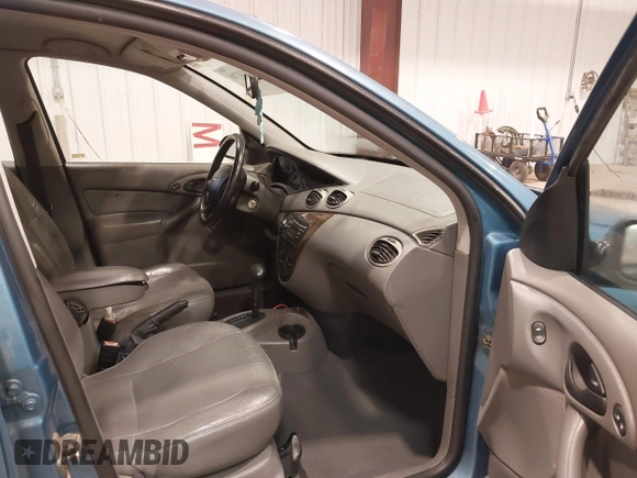 2000 Ford Focus ZTS with VIN 1FAHP3838YW153965, listed as a IAAI auction lot 42133706 with 337,552 mi miles and . Bid and sale history available at carsss.com. Image 5.
