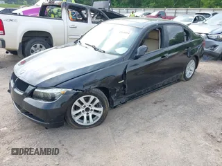 2006 BMW 3 Series 325i z VIN WBAVB13596KX34420, wystawiony jako IAAI lot #42138104 z przebiegiem Nie podano mil oraz . Historia ofert i sprzedaży dostępna na DreamBid. Obrazek 2.