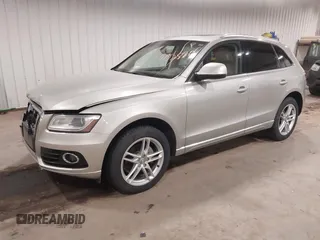 2014 Audi Q5 Premium Plus z VIN WA1LFAFP1EA075646, wystawiony jako IAAI lot #41528806 z przebiegiem 104 265 mil mil oraz . Historia ofert i sprzedaży dostępna na DreamBid. Obrazek 2.