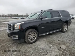 2016 GMC Yukon XL SLT z VIN 1GKS1GKC8GR279956, wystawiony jako Copart lot #43379025 z przebiegiem 61 527 mil mil oraz Szkoda całkowita • Salvage title. Historia ofert i sprzedaży dostępna na DreamBid. Obrazek 1.