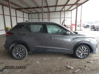 2021 Nissan Kicks SV with VIN 3N1CP5CV2ML505854, listed as a IAAI auction lot 41612618 with 137,181 mi miles. Bid and sale history available at carsss.com. Image 12.