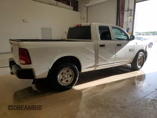 2017 Ram 1500 Tradesman z VIN 1C6RR6FG6HS661804, wystawiony jako Copart lot #53339615 z przebiegiem 154 532 mil mil oraz Czysty tytuł • Clean title. Historia ofert i sprzedaży dostępna na DreamBid. Obrazek 3.