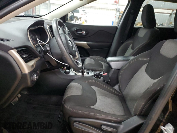 2018 Jeep Cherokee Latitude с VIN 1C4PJMCB9JD570038, выставлен на аукционе Copart как лот 44596495 с пробегом 118 616 миль миль и Списание • Salvage title. История ставок и продаж доступна на DreamBid. Изображение 7.