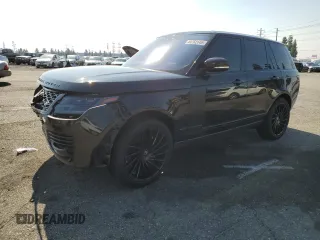 2020 Land Rover Range Rover z VIN SALGR2SU9LA401487, wystawiony jako Copart lot #44762145 z przebiegiem 34 758 mil mil oraz Szkoda całkowita • Salvage title. Historia ofert i sprzedaży dostępna na DreamBid. Obrazek 1.