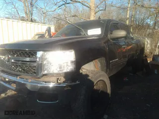 2007 Chevrolet Silverado 1500 LT w/1LT with VIN 2GCEC13C471705066, listed as a IAAI auction lot 41291924 with 289,656 mi miles. Bid and sale history available at carsss.com. Image 17.