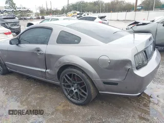 2007 Ford Mustang GT Deluxe with VIN 1ZVFT82H575260357, listed as a IAAI auction lot 41660003 with 192,320 mi miles. Bid and sale history available at carsss.com. Image 6.