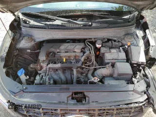 2022 Hyundai Venue SEL z VIN KMHRC8A34NU132938, wystawiony jako Copart lot #62136555 z przebiegiem 76 617 mil mil oraz Szkoda całkowita • Salvage title. Historia ofert i sprzedaży dostępna na DreamBid. Obrazek 12.