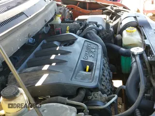 2014 Dodge Journey SE z VIN 3C4PDCAB2ET256638, wystawiony jako IAAI lot #43323260 z przebiegiem 84 994 mil mil oraz . Historia ofert i sprzedaży dostępna na DreamBid. Obrazek 13.