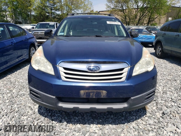 2011 Subaru Outback 2.5i z VIN 4S4BRBAC5B3312394, wystawiony jako Copart lot #56474155 z przebiegiem 67 711 mil mil oraz Czysty tytuł • Clean title. Historia ofert i sprzedaży dostępna na DreamBid. Obrazek 5.