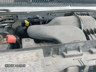 2008 Ford Econoline Cargo Commercial с VIN 1FTNS24W88DB52705, выставлен на аукционе IAAI как лот 41282595 с пробегом Не указан миль и . История ставок и продаж доступна на DreamBid. Изображение 17.