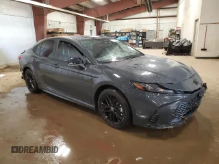 2025 Toyota Camry LE z VIN 4T1DBADK2SU527722, wystawiony jako Copart lot #53717815 z przebiegiem 1 442 mil mil oraz Nie do naprawy • Non repairable. Historia ofert i sprzedaży dostępna na DreamBid. Obrazek 4.