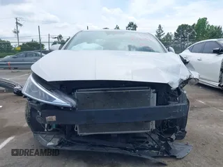 2020 Hyundai Elantra SE z VIN 5NPD74LF8LH500998, wystawiony jako IAAI lot #42266450 z przebiegiem 25 320 mil mil oraz . Historia ofert i sprzedaży dostępna na DreamBid. Obrazek 12.