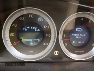 2011 Volvo XC60 3.2L with VIN YV4940DZ2B2189727, listed as a IAAI auction lot 41954830 with 141,503 mi miles and . Bid and sale history available at DreamBid. Image 7.