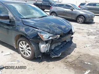 2017 Nissan Sentra S с VIN 3N1AB7AP8HY208411, выставлен на аукционе IAAI как лот 42447597 с пробегом 99 000 миль миль и . История ставок и продаж доступна на DreamBid. Изображение 12.