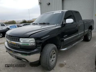 2002 Chevrolet Silverado 1500 LS with VIN 1GCEK19V72Z348106, listed as a Copart auction lot 42610755 with 152,099 mi miles and Salvage Title. Bid and sale history available at carsss.com. Image 1.
