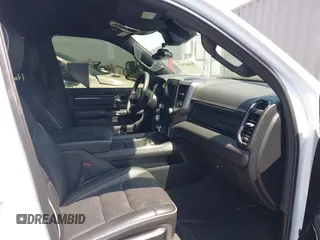 2024 Ram 1500 Limited с VIN 1C6SRFHT1RN209318, выставлен на аукционе IAAI как лот 42083923 с пробегом 12 969 миль миль и . История ставок и продаж доступна на DreamBid. Изображение 5.