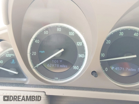 2007 Mercedes-Benz SL 550 with VIN WDBSK71F57F126438, listed as a IAAI auction lot 42743122 with 62,978 mi miles and . Bid and sale history available at DreamBid. Image 15.