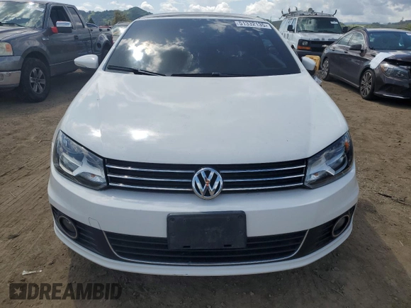 2012 Volkswagen Eos Lux with VIN WVWFW7AH8CV018727, listed as a Copart auction lot 51332135 with 104,636 mi miles and Salvage Title. Bid and sale history available at DreamBid. Image 5.