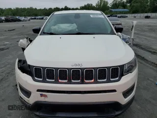 2019 Jeep Compass Sport with VIN 3C4NJCAB9KT778064, listed as a Copart auction lot 58696275 with 110,878 mi miles and Salvage title. Bid and sale history available at DreamBid. Image 5.