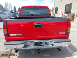2007 GMC Sierra 1500 SLE with VIN 1GTEC19T37Z137830, listed as a IAAI auction lot 42008226 with 91,153 mi miles. Bid and sale history available at carsss.com. Image 17.