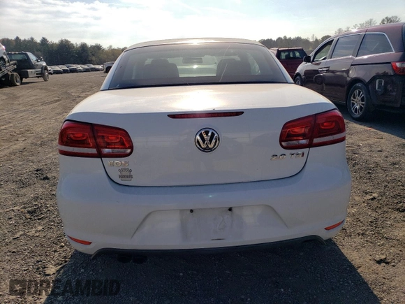 2015 Volkswagen Eos Komfort with VIN WVWBW8AH1FV000692, listed as a Copart auction lot 77866694 with 114,156 mi miles and Salvage Title. Bid and sale history available at DreamBid. Image 6.