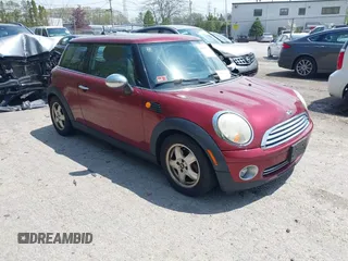 2008 MINI Hardtop with VIN WMWMF33508TU65961, listed as a IAAI auction lot 42156834 with 175,183 mi miles and . Bid and sale history available at DreamBid. Image 1.