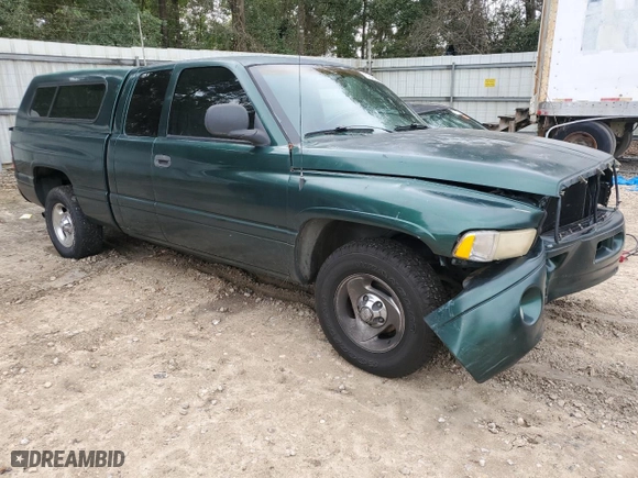 1999 Dodge Ram 1500 with VIN 3B7HC13Y6XG163338, listed as a Copart auction lot 67640594 with 207,847 mi miles and Salvage Title. Bid and sale history available at carsss.com. Image 4.