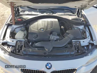 2012 BMW 3 Series 335i z VIN WBA3A9G59CNN67795, wystawiony jako Copart lot #84110454 z przebiegiem 160 986 mil mil oraz Szkoda całkowita • Salvage title. Historia ofert i sprzedaży dostępna na DreamBid. Obrazek 11.