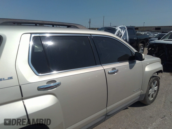 2014 GMC Terrain SLE with VIN 2GKALREK2E6298404, listed as a IAAI auction lot 40492562 with Not provided miles and . Bid and sale history available at DreamBid. Image 4.