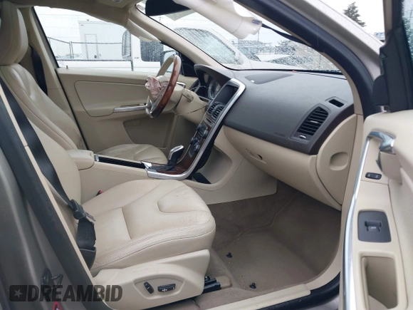 2013 Volvo XC60 T6 with VIN YV4902DZ7D2449646, listed as a IAAI auction lot 41764164 with 129,588 mi miles. Bid and sale history available at carsss.com. Image 5.