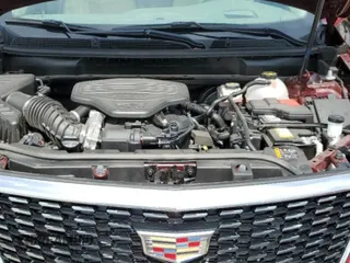 2023 Cadillac XT5 FWD Premium Luxury z VIN 1GYKNCRS5PZ173528, wystawiony jako Copart lot #55805605 z przebiegiem 7 789 mil mil oraz Szkoda całkowita • Salvage title. Historia ofert i sprzedaży dostępna na DreamBid. Obrazek 12.