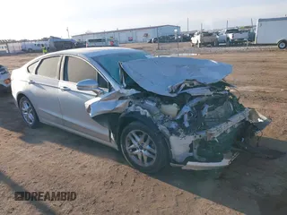 2015 Ford Fusion SE with VIN 1FA6P0HD9F5122600, listed as a IAAI auction lot 41920122 with 177,141 mi miles. Bid and sale history available at carsss.com. Image 1.
