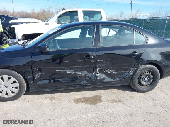 2015 Volkswagen Jetta Sedan 2.0L S with VIN 3VW2K7AJ9FM424668, listed as a IAAI auction lot 41833307 with 73,574 mi miles. Bid and sale history available at carsss.com. Image 6.