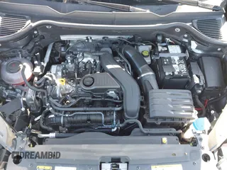 2024 Volkswagen Taos SE z VIN 3VVEX7B20RM075155, wystawiony jako IAAI lot #41709198 z przebiegiem 4 810 mil mil oraz . Historia ofert i sprzedaży dostępna na DreamBid. Obrazek 10.