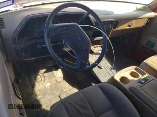 1991 Ford Bronco XL with VIN 1FMEU15N1MLA21539, listed as a Copart auction lot 41602145 with 14,758 mi miles and Salvage Title. Bid and sale history available at carsss.com. Image 8.