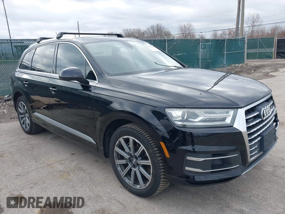 2017 Audi Q7 Premium Plus with VIN WA1LAAF7XHD008027, listed as a IAAI auction lot 41930270 with 128,713 mi miles. Bid and sale history available at carsss.com. Image 13.