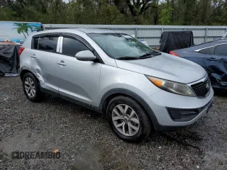 2016 Kia Sportage LX with VIN KNDPB3AC0G7818719, listed as a Copart auction lot 45762365 with 180,283 mi miles and Salvage Title. Bid and sale history available at carsss.com. Image 4.