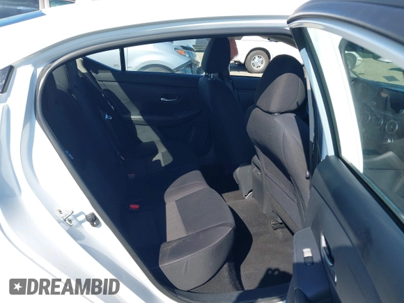 2022 Nissan Sentra SV z VIN 3N1AB8CV0NY244235, wystawiony jako IAAI lot #42453885 z przebiegiem 46 533 mil mil oraz . Historia ofert i sprzedaży dostępna na DreamBid. Obrazek 8.