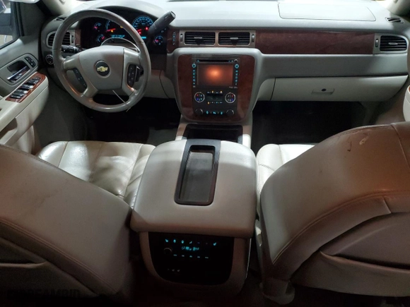 2014 Chevrolet Suburban LT with VIN 1GNSKJE79ER208029, listed as a Copart auction lot 89078725 with 175,236 mi miles and Salvage Title. Bid and sale history available at carsss.com. Image 8.
