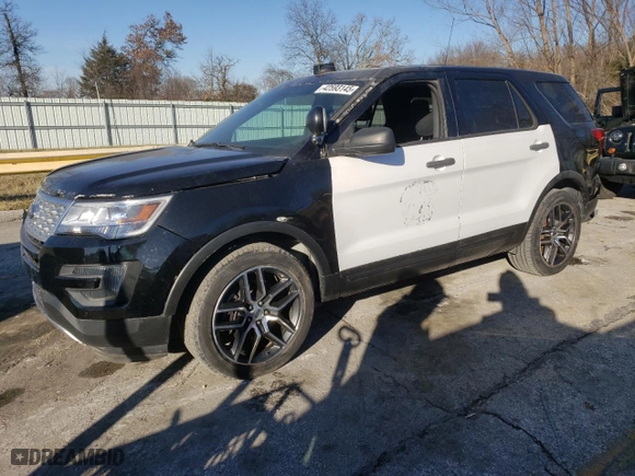 2017 Ford Police Interceptor Utility with VIN 1FM5K8AT4HGD44114, listed as a Copart auction lot 42593145 with 34,407 mi miles and Clean Title. Bid and sale history available at carsss.com. Image 1.